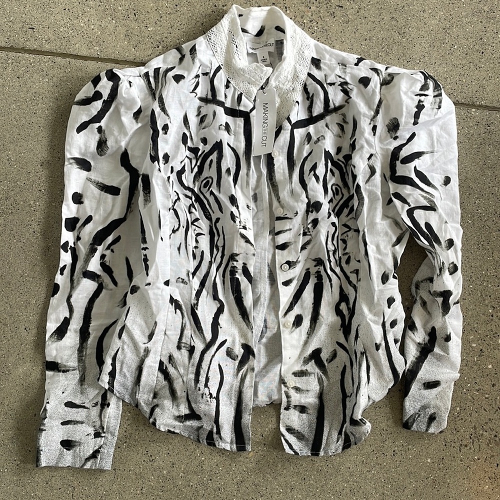 Making the Cut blouse new with tags